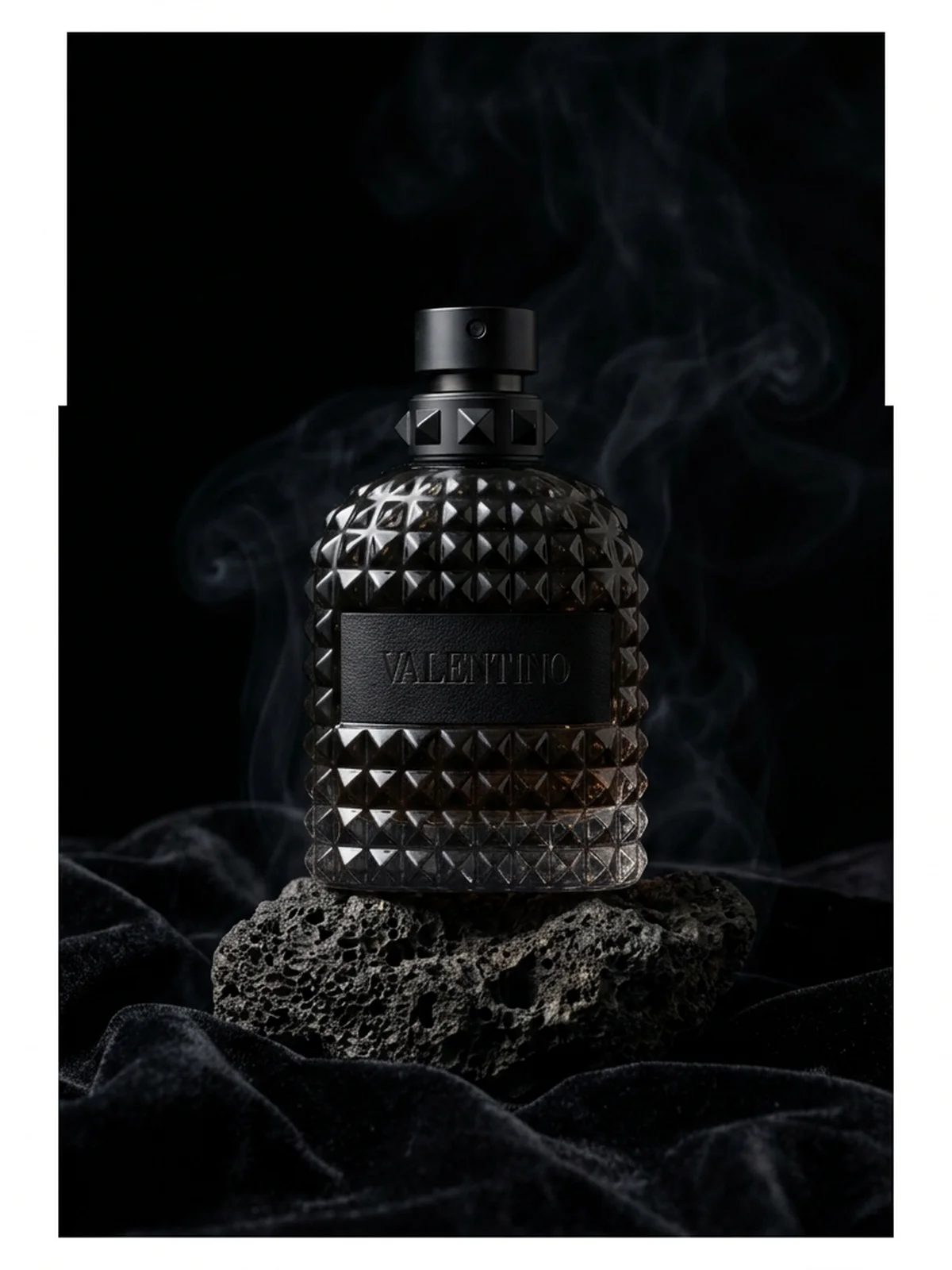 Frasco de Valentino Uomo Intense, 100 ml